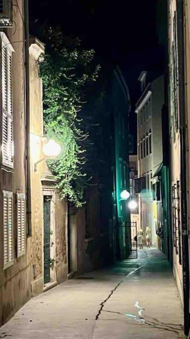 Old Town Zd Studio Apartment Zadar Luaran gambar